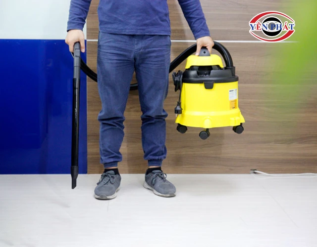 Máy hút bụi công nghiệp Lavor DVC 12PT