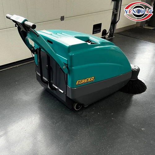 Xe quét rác nhà xưởng đẩy tay Kobra 550 EB 6
