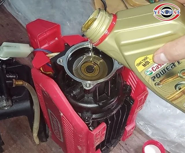 Cách thay nhớt cho máy rửa xe