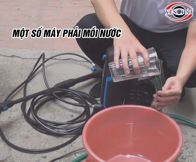 Máy rửa xe Jakcop phải mồi nước