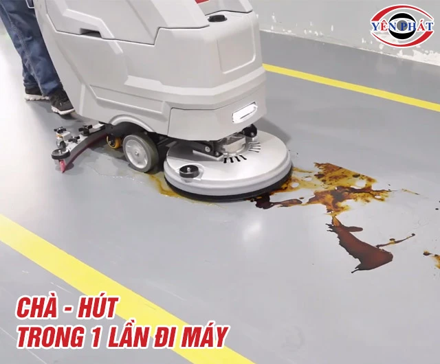 Máy chà sàn công nghiệp liên hợp Kumisai KMS 68B chà hút mạnh mẽ
