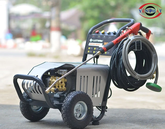 Phụ kiện đi kèm phong phú