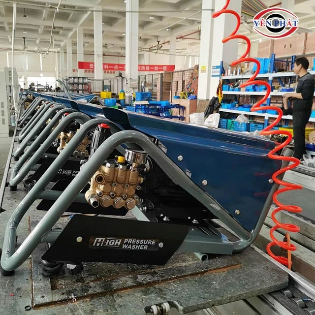 máy rửa xe Anovi