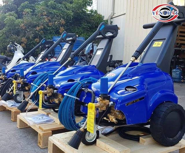 máy rửa xe Mazzoni