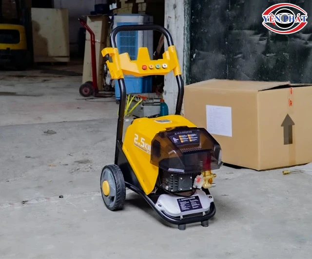 Máy phun rửa liền trục Kumisai KMS 3300