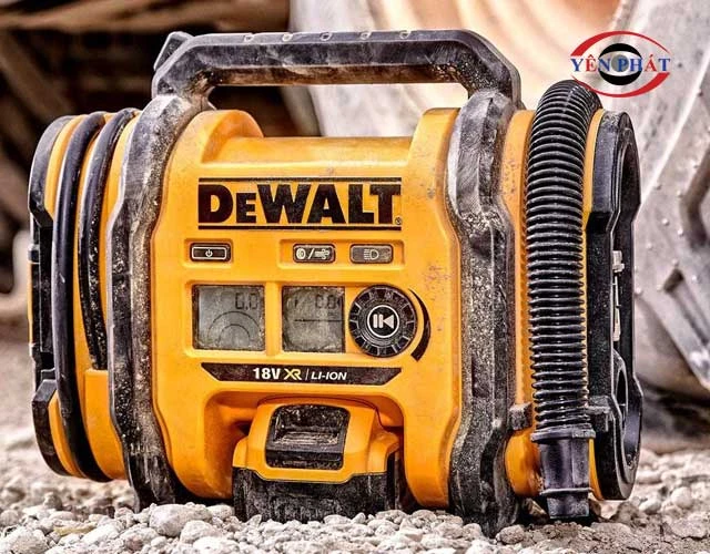 Máy bơm hơi Dewalt dùng pin 20V DCC018N-XJ