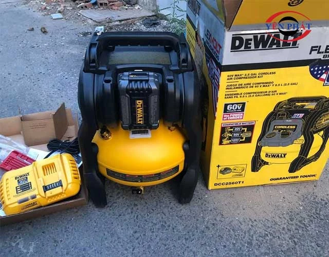 Máy nén khí Dewalt DCC2560T1 0.4P 9.5L