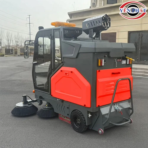 Xe quét rác ngồi lái Kumisai KMS-S240 3