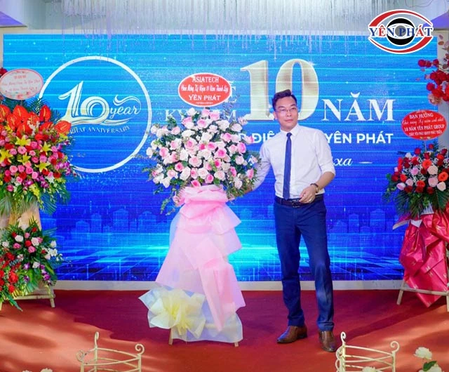  CEO Robert Chinh