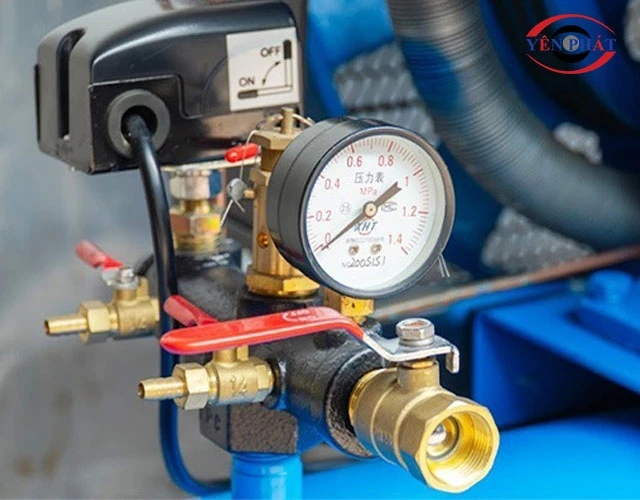 máy nén khí Kumisai KMS-1570 nạp hơi siêu tốc