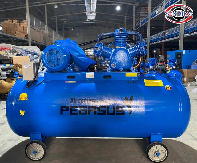máy nén khí 11KW ngâm dầu