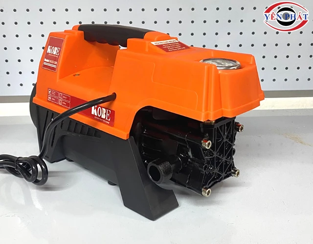 Máy xịt rửa xe áp lực cao KOBE 2300w