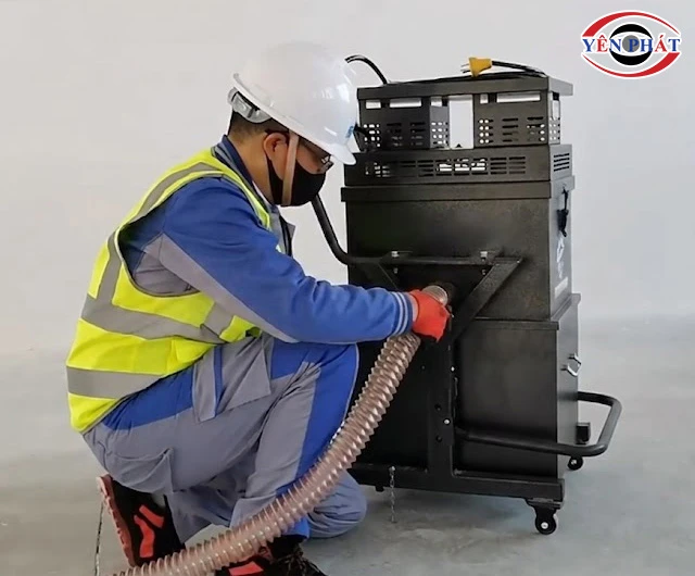 máy hút bụi công nghiệp DQC - Tech F65L có thể dùng hút bụi độc lập