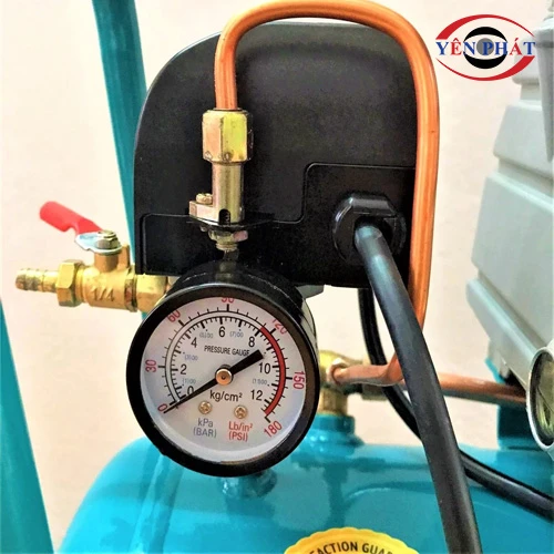 Máy nén khí liền trục JM-4224 4