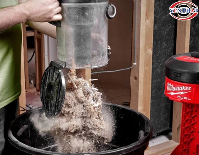 thao tác đổ bụi nhanh chóng