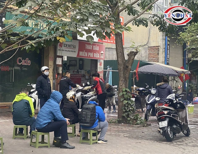 chờ lâu