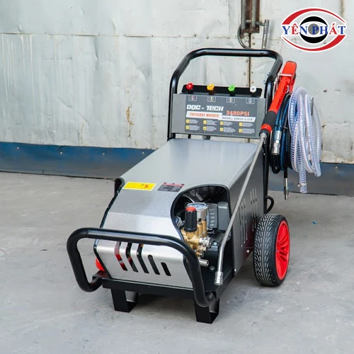 Máy rửa xe cao áp DQC - TECH 20M32-5.5T4 3