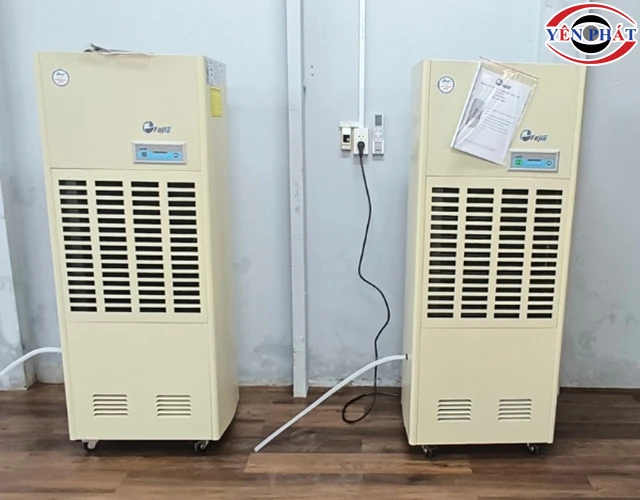 Máy hút ẩm 180L FujiE HM-1800D